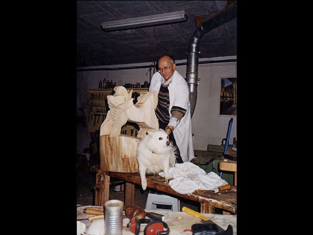 "Plume, mon petit amour de chien et sa sculpture"