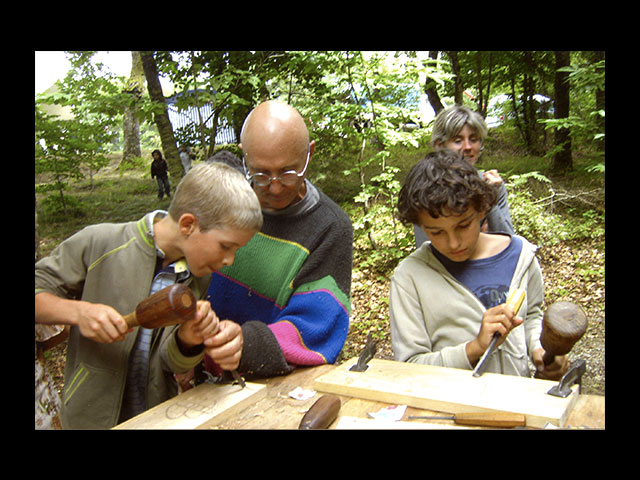 Atelier initiation sculpture sur bois à Camps - Correze
