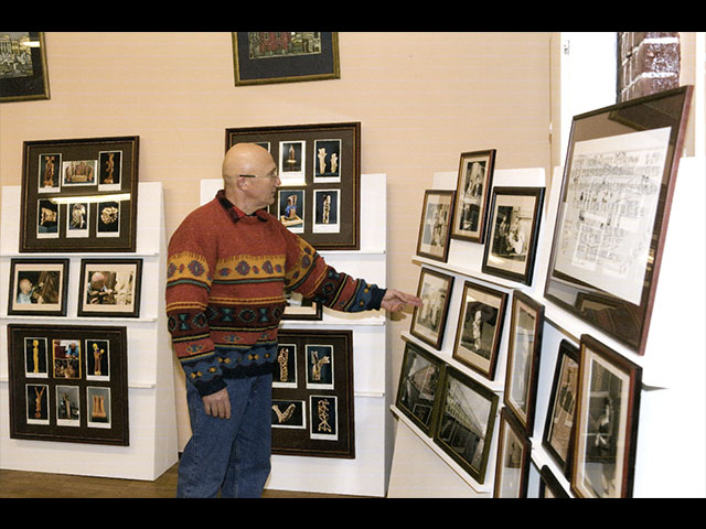 Le Sculpteur explique le chemin qui l'a amené à la réalisation de ses sculptures- Musée de Moscou Musée-Histoire-Moscou-2